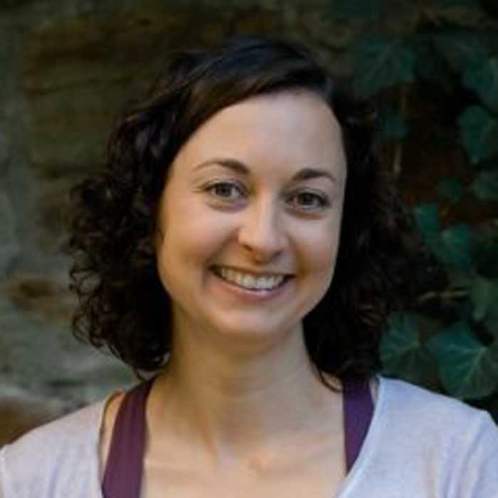 Über Stefanie Weyrauch